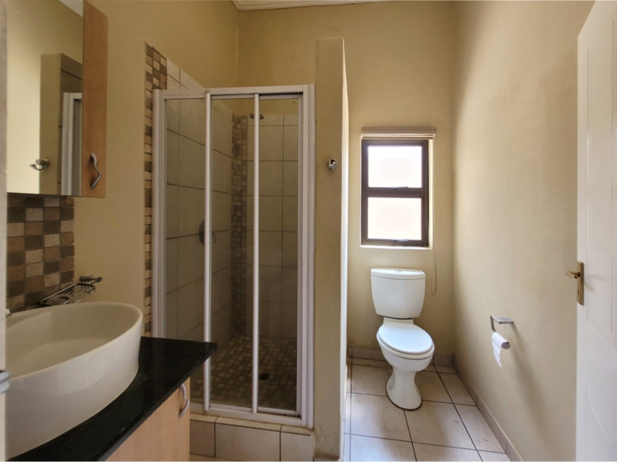 To Let 3 Bedroom Property for Rent in Kosmos North West